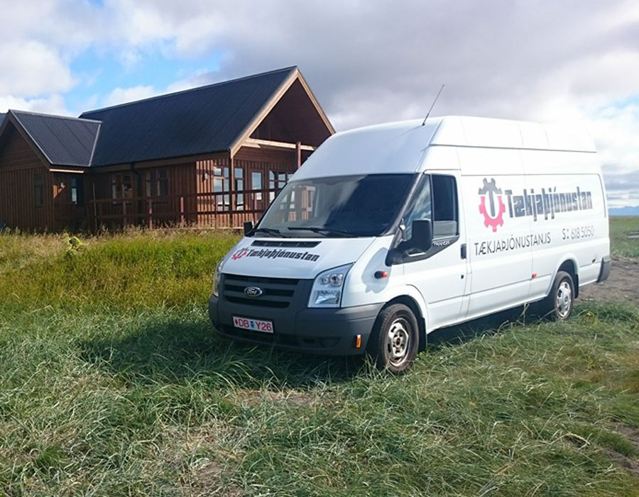 Kranabíll við vinnu